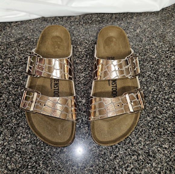 Birkenstock Arizona Gator Gleam Sandals - Picture 4 of 10